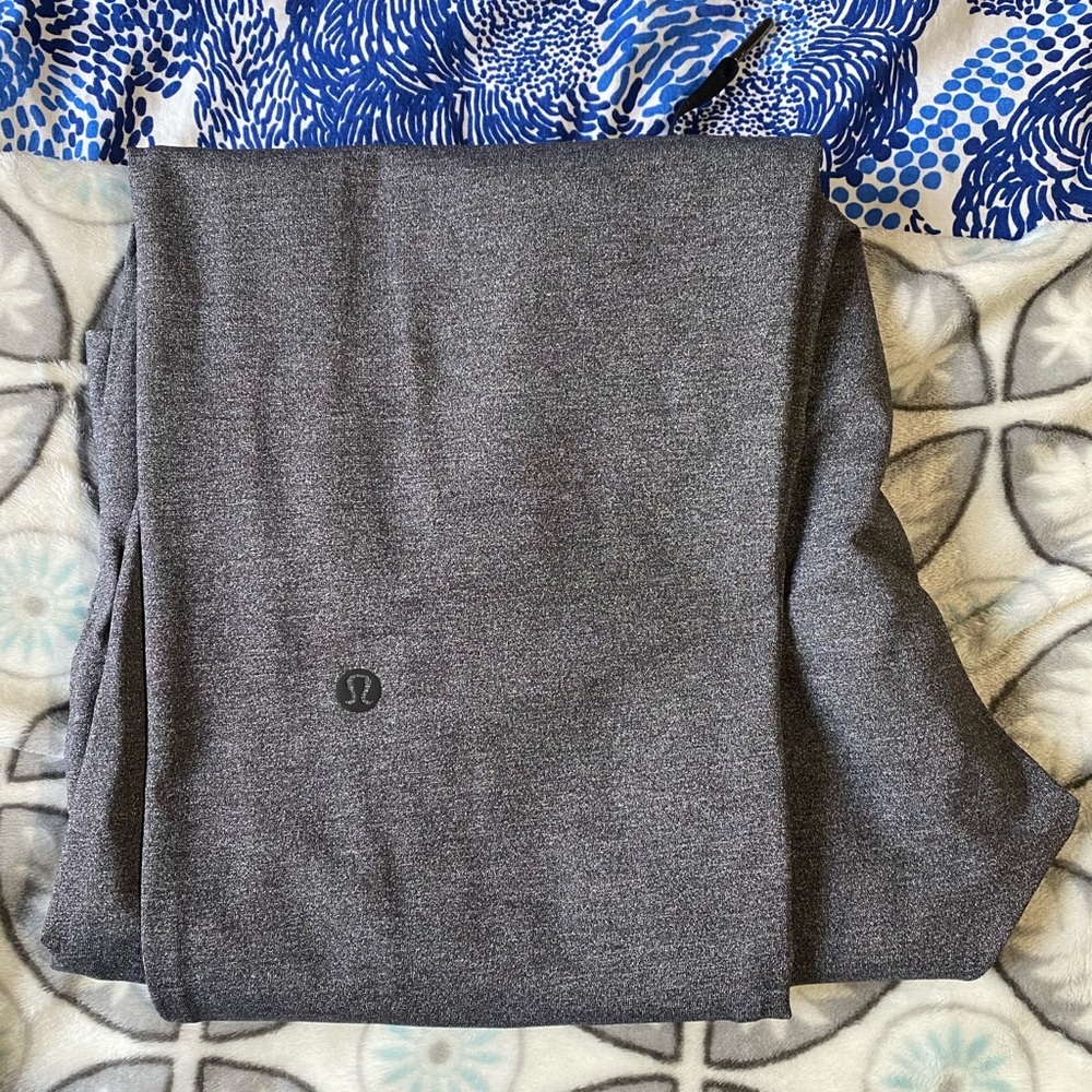 lulu lemon jogger pleated pant